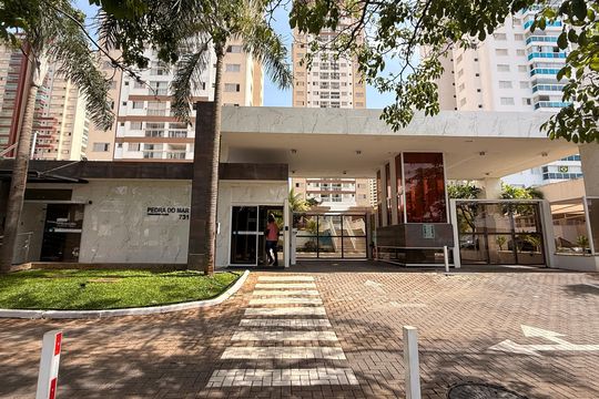 Fachada do Prédio de apartamento à venda com 2 quartos, 77m² em Parque Oeste Industrial, Goiânia