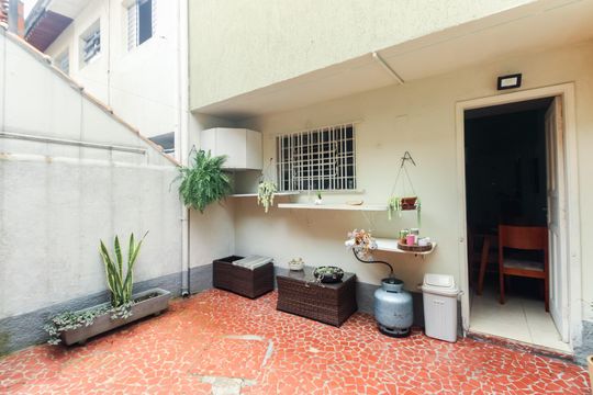 Quintal de casa à venda com 2 quartos, 120m² em Vila Gomes Cardim, São Paulo