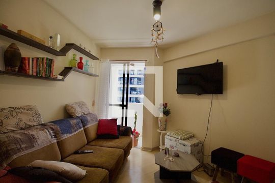 Apartamento para alugar com 1 quarto, 29m² em Bigorrilho, Curitiba
