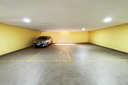 Garagem de apartamento para alugar com 3 quartos, 80m² em Parque das Nações, Santo André
