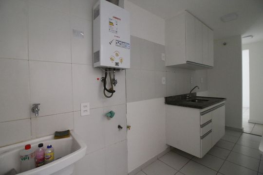 Cozinha e Área de Serviço de apartamento para alugar com 3 quartos, 79m² em Pechincha, Rio de Janeiro
