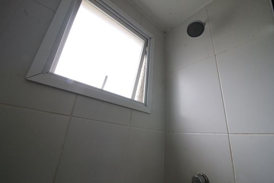 Banheiro da Suíte 3 de apartamento para alugar com 3 quartos, 79m² em Pechincha, Rio de Janeiro