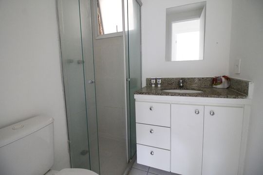 Banheiro de apartamento para alugar com 3 quartos, 79m² em Pechincha, Rio de Janeiro
