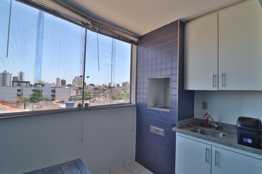 Varanda de apartamento para alugar com 2 quartos, 68m² em Saraiva, Uberlândia