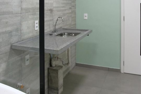 Cozinha de apartamento à venda com 2 quartos, 40m² em Jardim Prudência, São Paulo