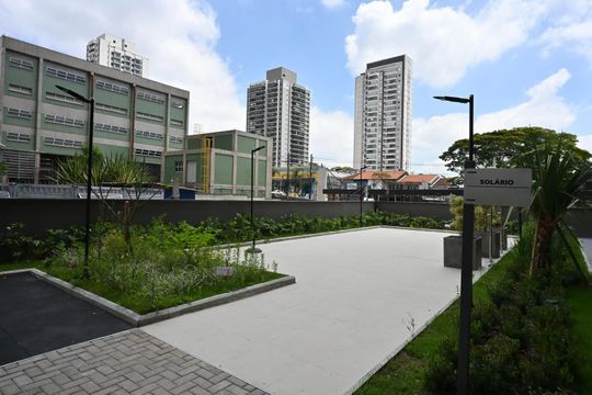 Solário  de apartamento para alugar com 1 quarto, 37m² em Morumbi, São Paulo