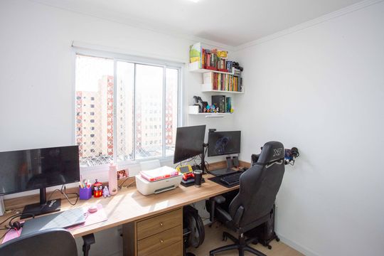 Quarto 2 de apartamento para alugar com 2 quartos, 43m² em Conceição, Diadema
