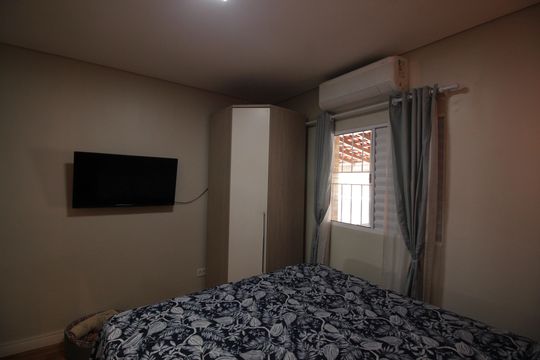 Suíte de casa de condomínio para alugar com 2 quartos, 145m² em Estuário, Santos