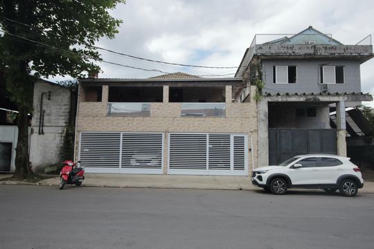 Fachada de casa de condomínio para alugar com 2 quartos, 145m² em Estuário, Santos