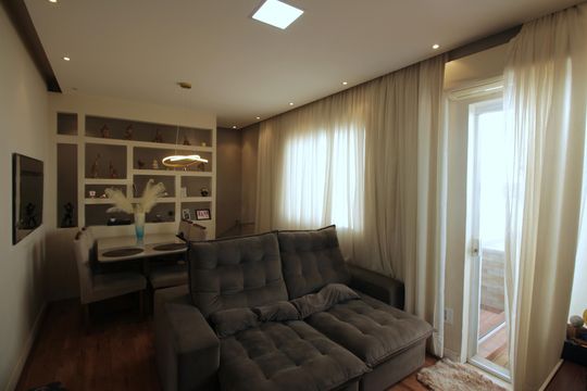 Sala de casa de condomínio para alugar com 2 quartos, 145m² em Estuário, Santos