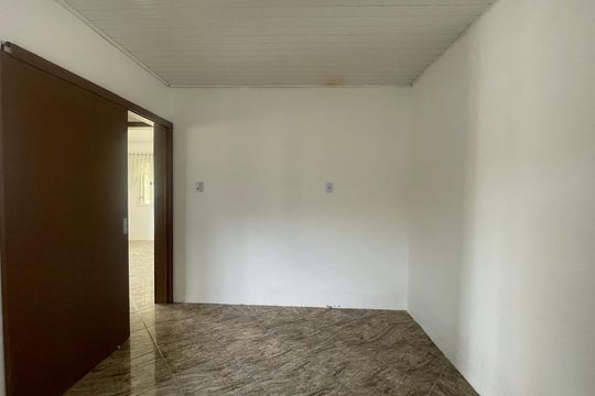 Casa à venda com 2 quartos, 84m² em Santos Dumont, São Leopoldo