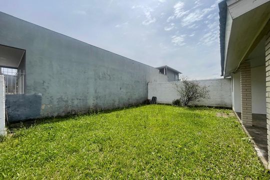 Casa à venda com 2 quartos, 84m² em Santos Dumont, São Leopoldo