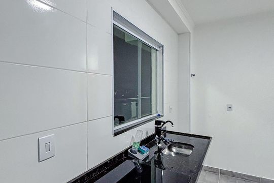 Cozinha de apartamento para alugar com 1 quarto, 38m² em Vila Nova Savoia, São Paulo