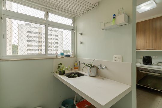 Área de serviço de apartamento para alugar com 2 quartos, 78m² em Planalto Paulista, São Paulo