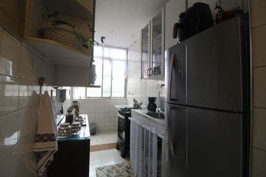 Cozinha e Área de Serviço de apartamento à venda com 2 quartos, 66m² em Pechincha, Rio de Janeiro
