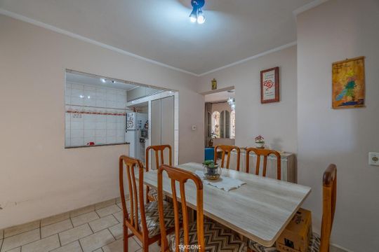 Casa à venda com 4 quartos, 220m² em Parque Jambeiro, Campinas