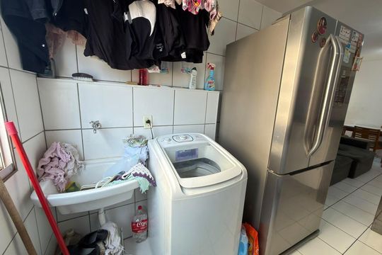 Apartamento à venda com 2 quartos, 74m² em Qs 303, Brasília