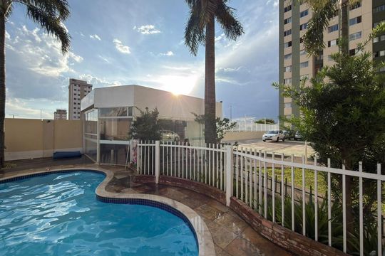 Apartamento à venda com 2 quartos, 74m² em Qs 303, Brasília