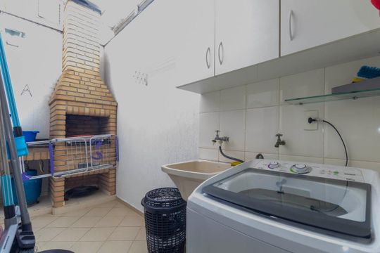 Área de Serviço de casa de condomínio à venda com 2 quartos, 90m² em Chácara Seis de Outubro, São Paulo