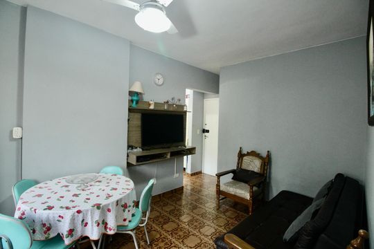Sala de apartamento para alugar com 1 quarto, 50m² em Morro José Menino, Santos