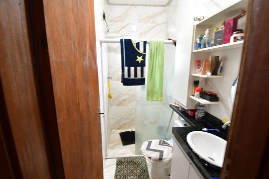Banheiro de casa à venda com 3 quartos, 110m² em Jardim Santa Clara do Lago I, Hortolândia
