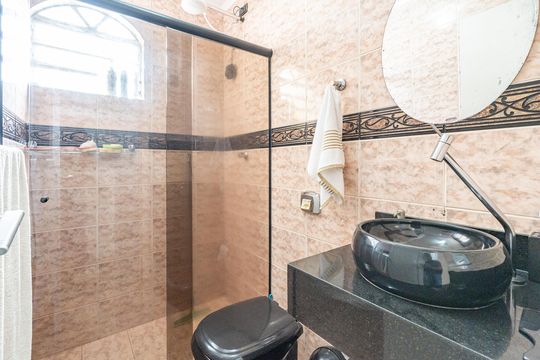 Banheiro Social de casa à venda com 3 quartos, 180m² em Sacomã, São Paulo