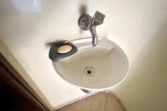 Lavabo de casa para alugar com 3 quartos, 270m² em Vila Galvão, Guarulhos