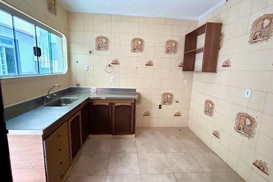 Cozinha de casa para alugar com 3 quartos, 270m² em Vila Galvão, Guarulhos