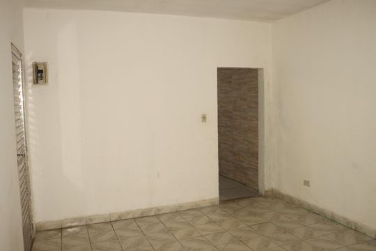 Casa para alugar com 5 quartos, 50m² em Jardim Sao Francisco, São Paulo