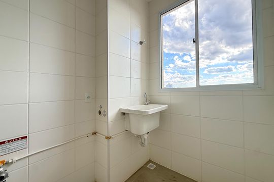 Área de Serviço de apartamento para alugar com 2 quartos, 47m² em Palmeiras, Belo Horizonte
