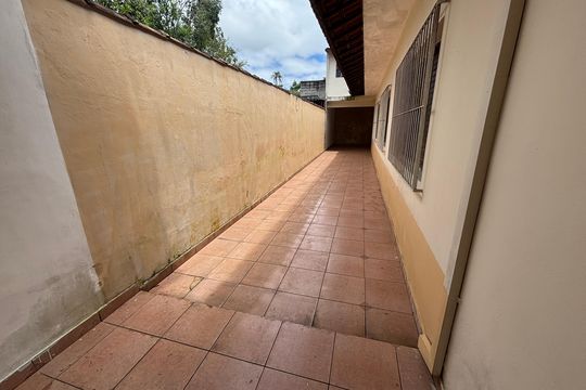 Garagem de casa à venda com 3 quartos, 176m² em Centro, Ribeirão Pires