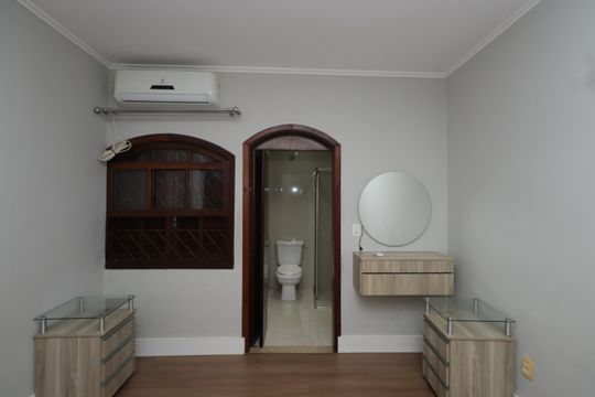 Quarto Suíte de casa à venda com 2 quartos, 94m² em Vila Carrão, São Paulo