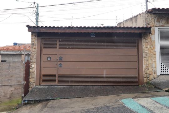 Fachada de casa à venda com 2 quartos, 94m² em Vila Carrão, São Paulo