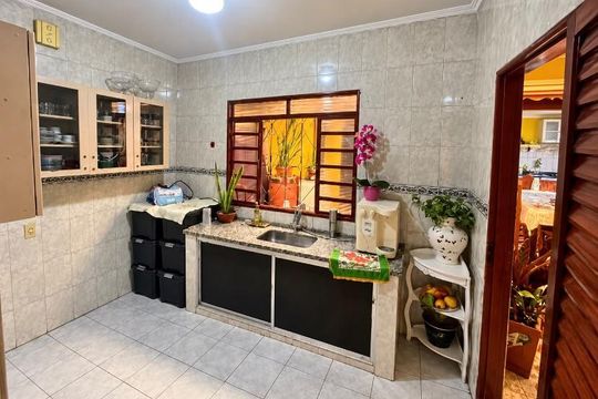 Cozinha de casa para alugar com 3 quartos, 117m² em Parque Residencial Vila União, Campinas