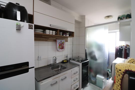 Cozinha de apartamento à venda com 2 quartos, 47m² em Itaquera, São Paulo