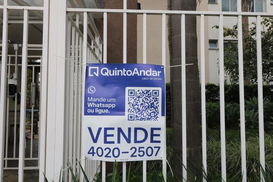 Fachada de apartamento à venda com 2 quartos, 47m² em Itaquera, São Paulo