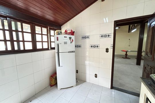 Espaço Gourmet de casa à venda com 2 quartos, 350m² em Vila Valqueire, Rio de Janeiro