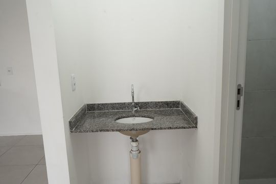 Banheiro de apartamento para alugar com 2 quartos, 38m² em Tatuapé, São Paulo