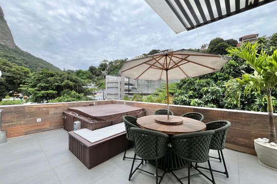 Cobertura de apartamento à venda com 2 quartos, 130m² em Joá, Rio de Janeiro