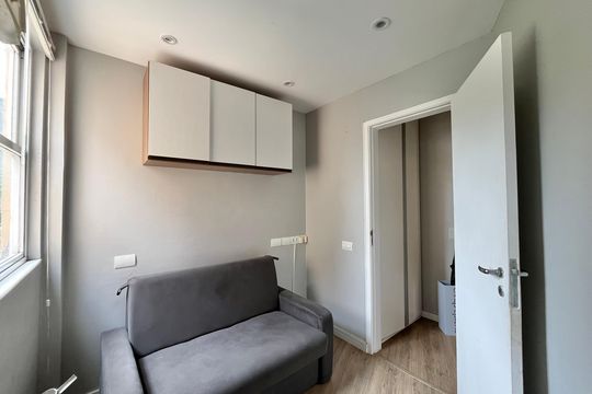 Quarto Suíte 1 de apartamento para alugar com 2 quartos, 130m² em Joá, Rio de Janeiro