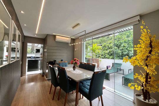 Sala de apartamento para alugar com 2 quartos, 130m² em Joá, Rio de Janeiro