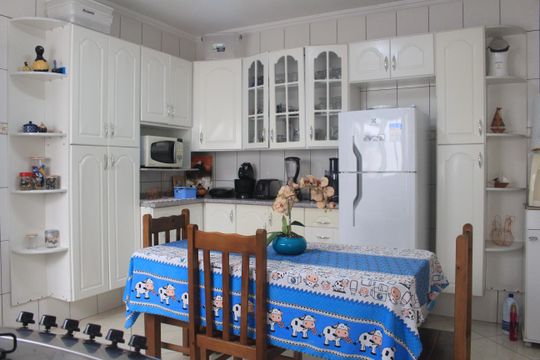 Cozinha 1 de casa à venda com 4 quartos, 70m² em Cerâmica, São Caetano do Sul