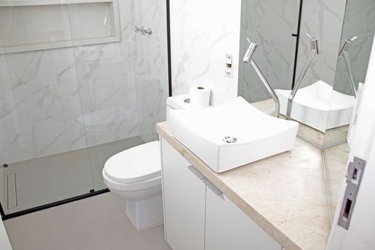 Suíte 1 Banheiro de casa de condomínio para alugar com 3 quartos, 1050m² em Mirante Estrelas, Vinhedo