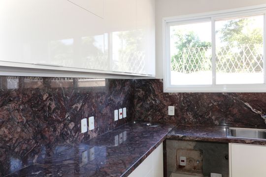 Cozinha de casa de condomínio para alugar com 3 quartos, 1050m² em Mirante Estrelas, Vinhedo