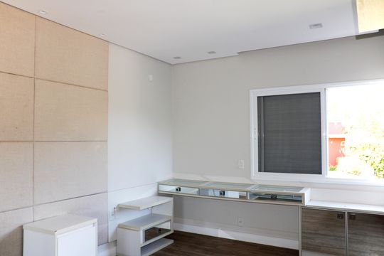 Suíte 2  de casa de condomínio para alugar com 3 quartos, 1050m² em Mirante Estrelas, Vinhedo
