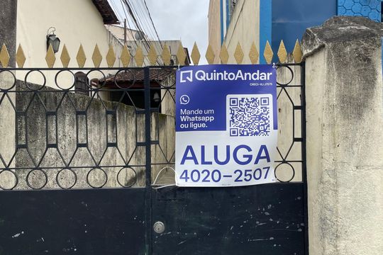 Plaquinha de kitnet/studio para alugar com 0 quarto, 15m² em Tijuca, Rio de Janeiro