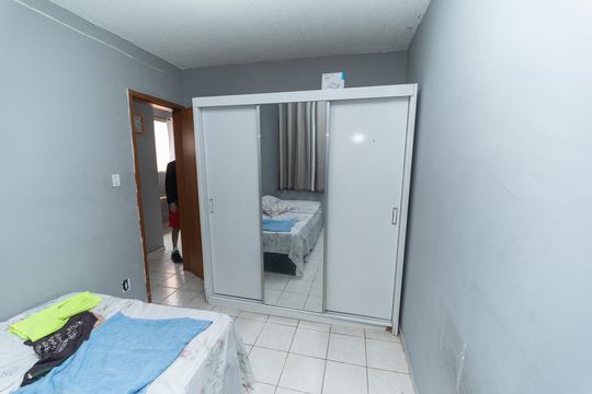 Quarto 1 de apartamento para alugar com 2 quartos, 50m² em Paciência, Rio de Janeiro