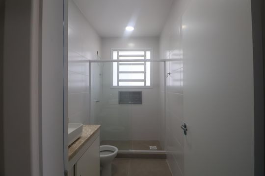Banheiro de apartamento para alugar com 3 quartos, 90m² em Centro, Canoas