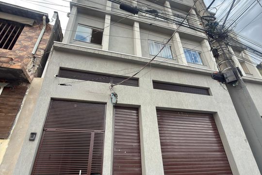 Fachada de kitnet/studio para alugar com 1 quarto, 60m² em Maria da Conceicao, Contagem