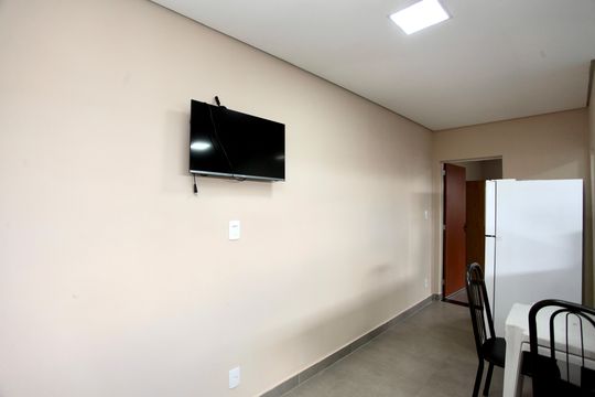 Sala de kitnet/studio para alugar com 1 quarto, 60m² em Maria da Conceicao, Contagem